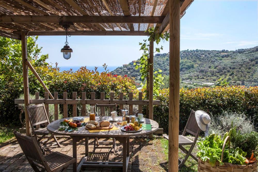 Uliveto Saglietto Agriturismo A Poggi Apartments Imperia Buitenkant foto