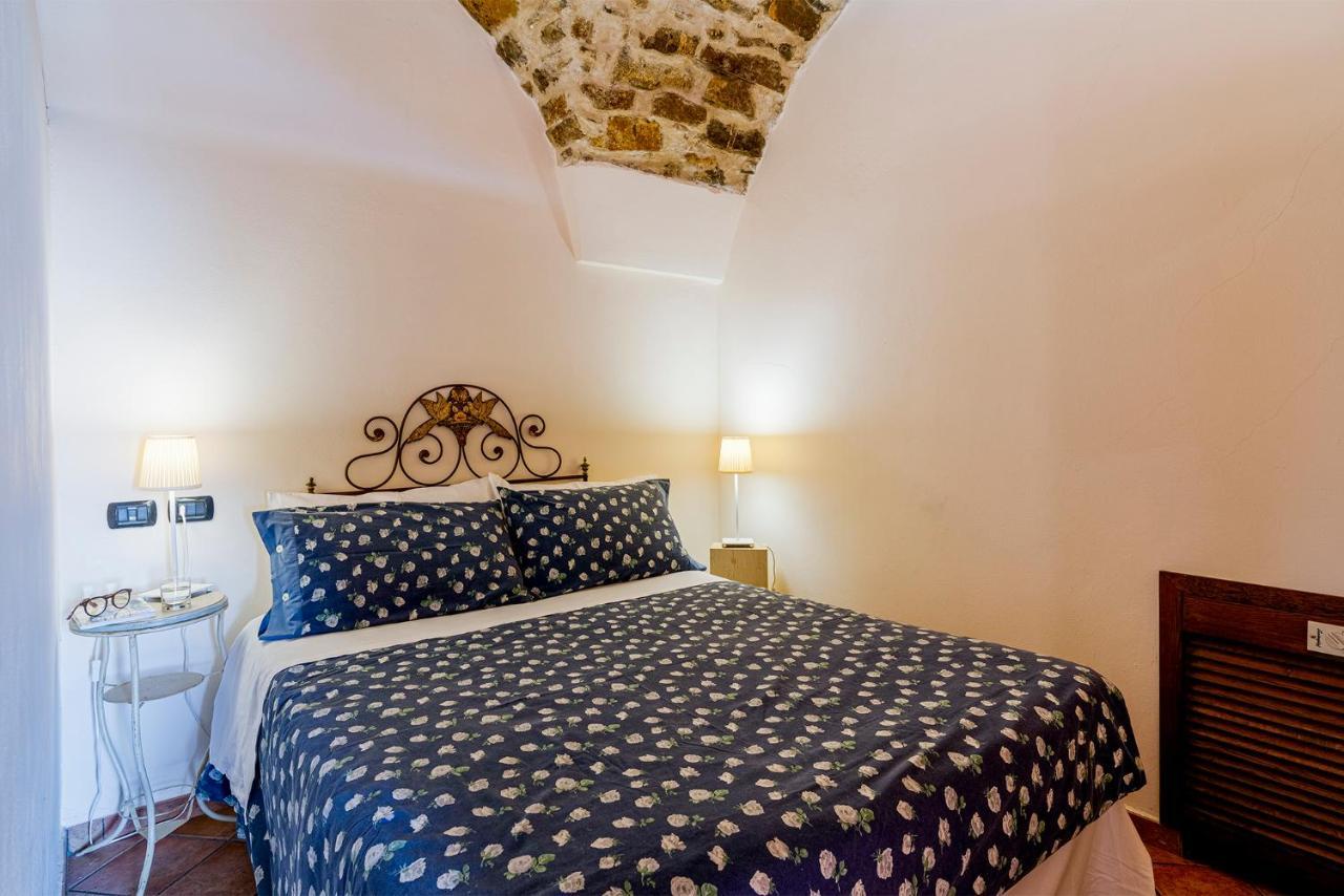 Uliveto Saglietto Agriturismo A Poggi Apartments Imperia Buitenkant foto